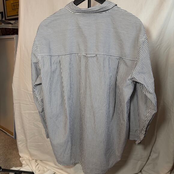 Gloria Vanderbilt womens blue white striped button down relaxed fit. Size L - Picture 2 of 7